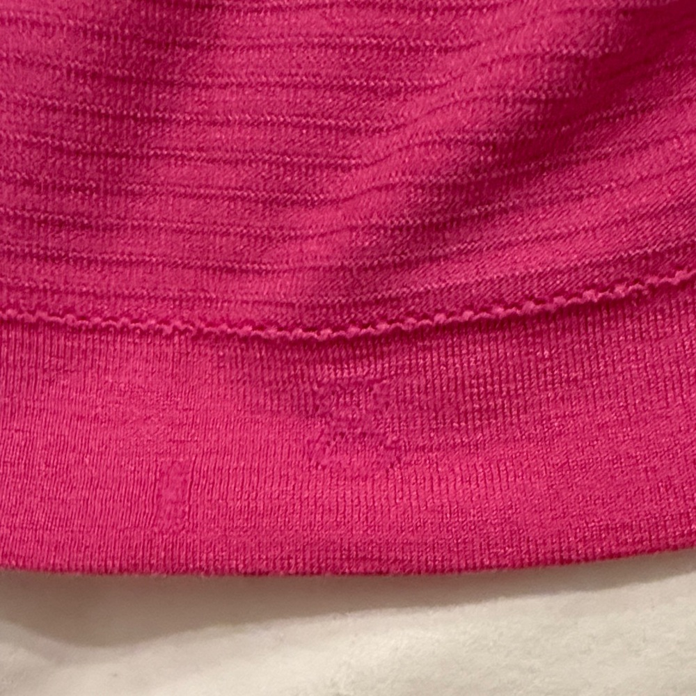 lululemon athletica Vibrant Pink Short Sleeve Tee - Picture 4 of 4